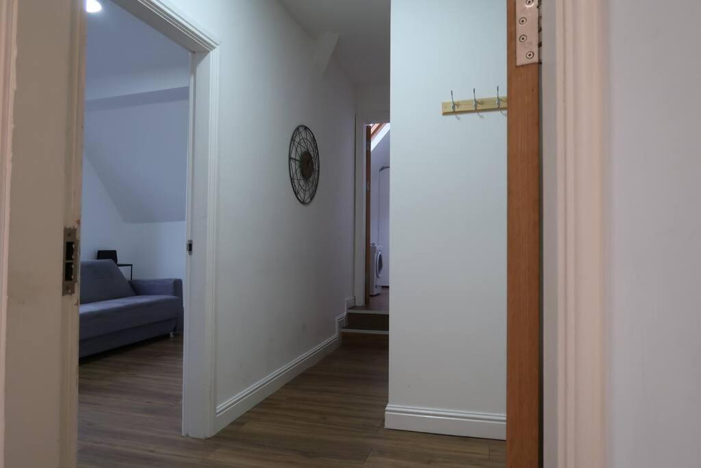 Two-Bedroom Apartment With Scenic Balcony View Shipley  Exteriér fotografie