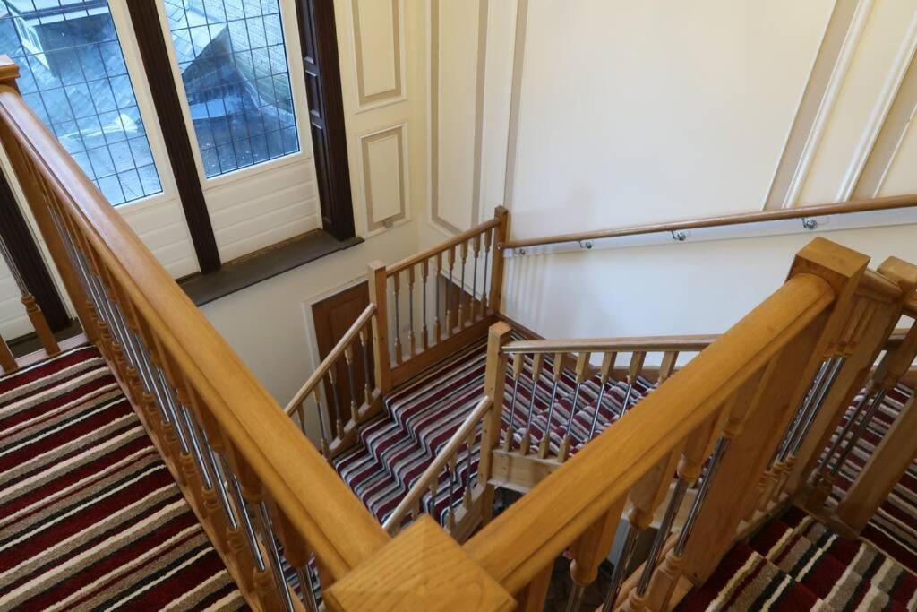 Two-Bedroom Apartment With Scenic Balcony View Shipley  Exteriér fotografie